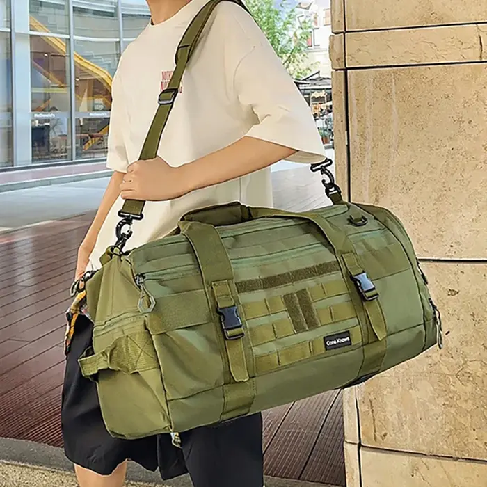 Nouveau sac de Fitness de gymnastique tactique avec poche à chaussures voyage en plein air polochon bagages sacs à