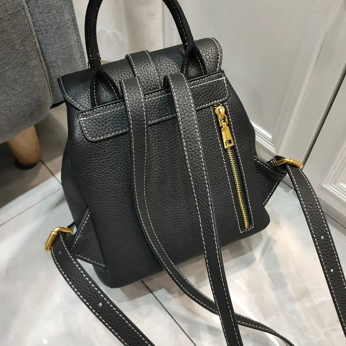 Sac à dos en cuir naturel fait à la main de luxe pour femmes