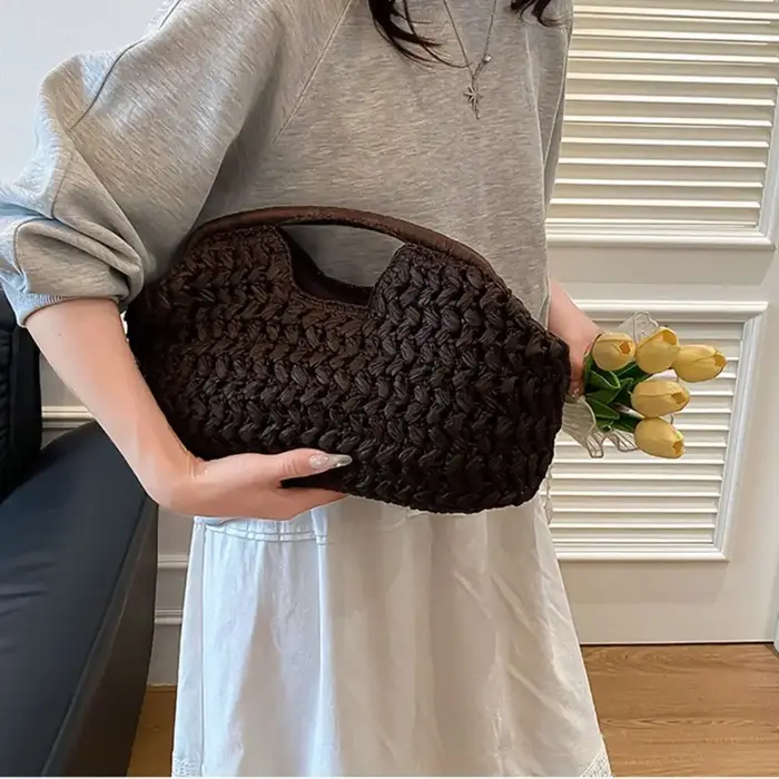 Sac de loisirs grande capacité en paille tressée demi-lune