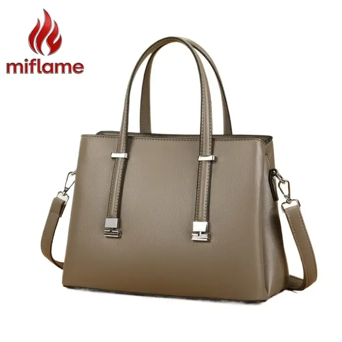 Sac fourre-tout pour femme avec grande capacité, organisé et durable, sac minimaliste pour le travail quotidien et les trajets
