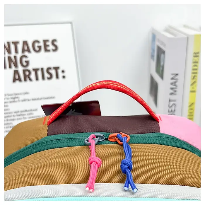 Sac à dos color block avec plusieurs compartiments