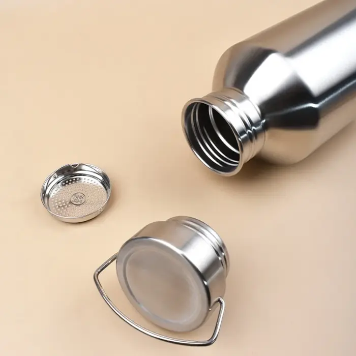 Bouteille de boisson de 2L pour le Sport