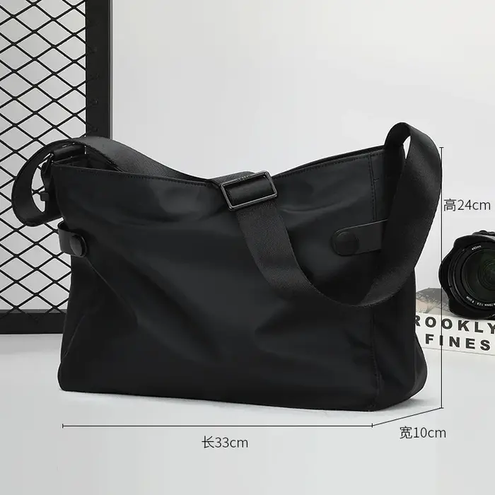 Homme décontracté grande capacité sac Menger léger simple épaule bandoulière Faion coréen Sle diagonale sac bolsas para hombre