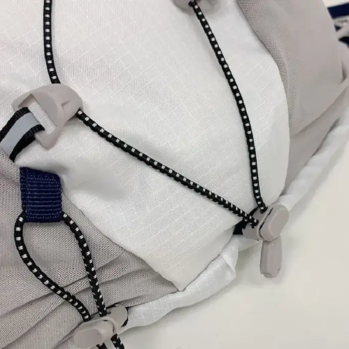 Sac à dos ultra-léger et fonctionnel pour la randonnée