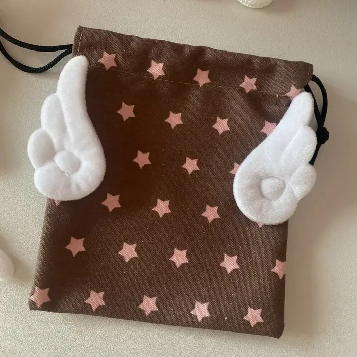 Sac de rangement portable tendance en toile anti-poussière avec motif étoile et cordon de serrage po
