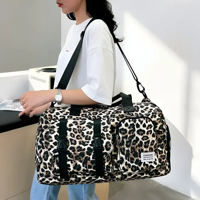 Sac de sport tendance à imprimé léopard avec compartiment à chaussures indépendant