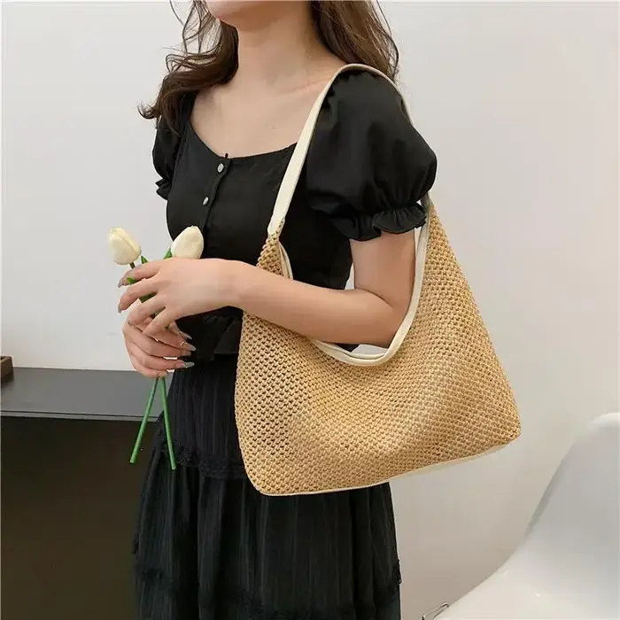 Sac seau tissé en herbe