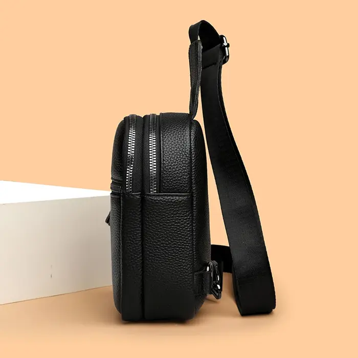 Sac de poitrine en cuir véritable pour hommes