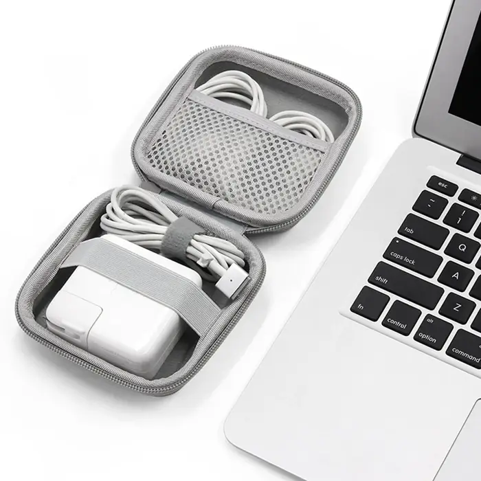 Étui de chargeur pour MacBook