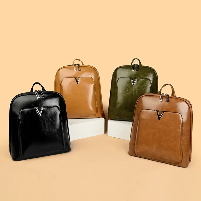 Sac à dos design femmes sac De voyage grande capacité sac à dos classique huile cire cuir PU sac à bandoulière Mochilas
