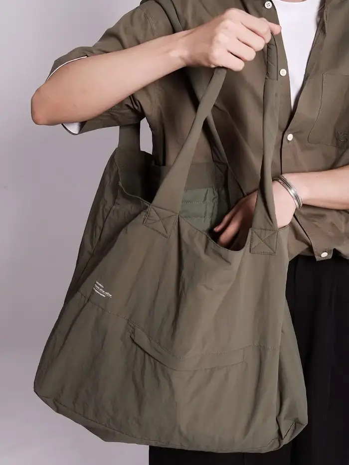 Sac fourre-tout en nylon résistant aux éclaboussures pour femme
