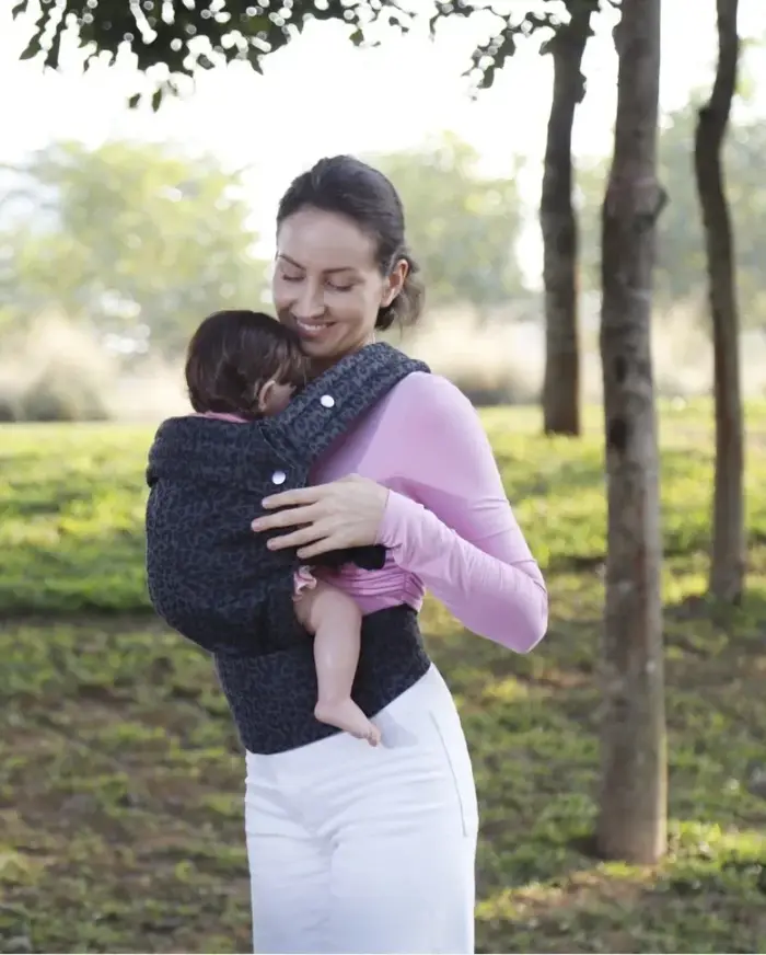 Porte-bébé ergonomique | Tissu doux et confortable pour un confort durable | Conception de sac à dos réglable pour 7-35