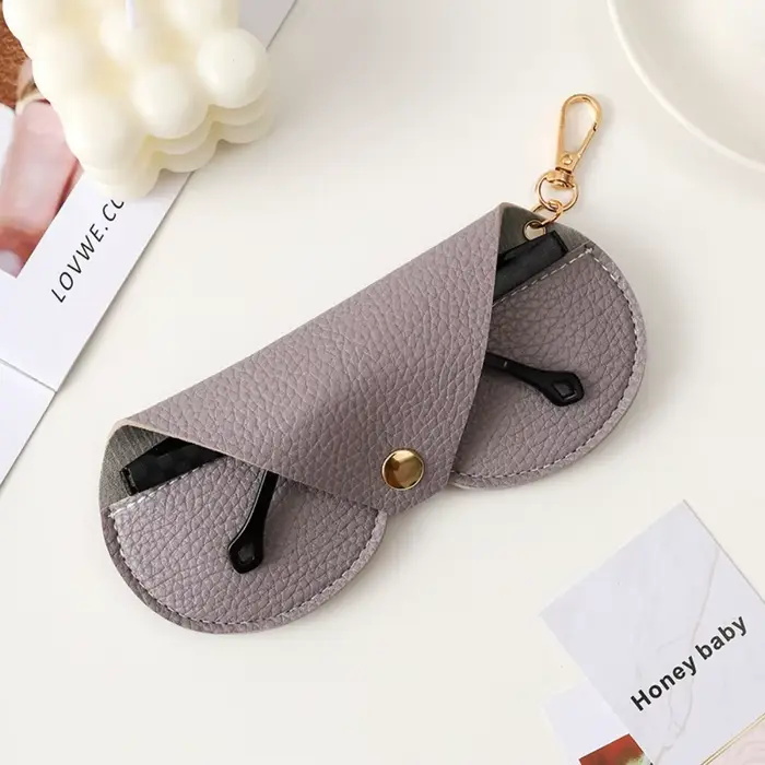 Sac de rangement pour lunettes suspendues portables, housse de lunettes en cuir PU Litchi avec laniè