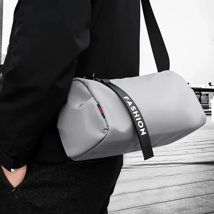 QUESHARK sac de sport hommes femmes séparation sèche et humide natation sac à bandoulière grande capacité sac à dos de voyage