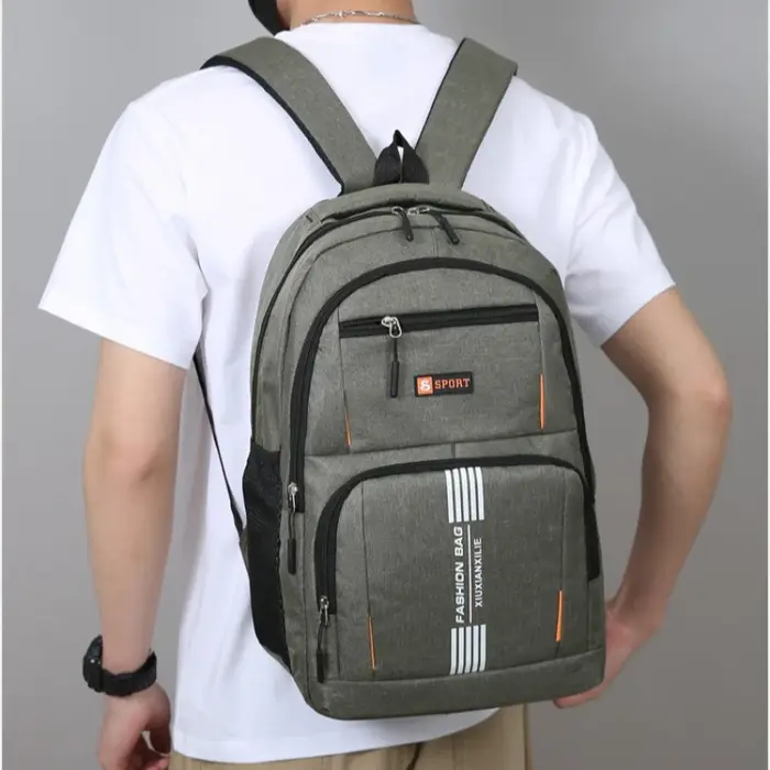 Sac à dos pour homme, nouveau sac à dos de voyage léger multi-poches pour les affaires et les loisirs