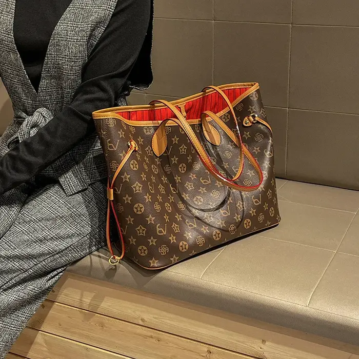 Sac à langer élégant en cuir