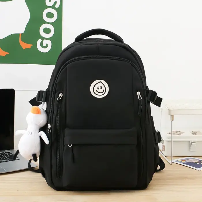 2024 Grand femme mignon collège sac à dos fille voyage livre sac à dos en nylon mode dames sac de lo