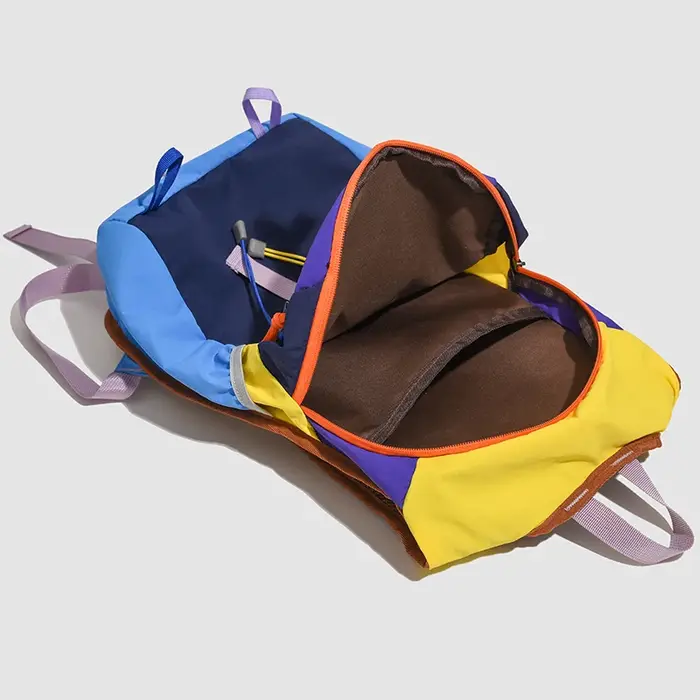 Nouveau sac à dos de voyage tendance aux couleurs contrastées