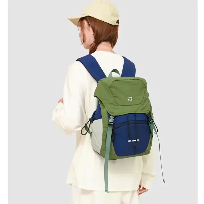 Offre spéciale nouveau sac à dos décontracté à la mode couleur assortie pour les femmes polyvalent léger grande capacité sacs de Sport de haute qualité