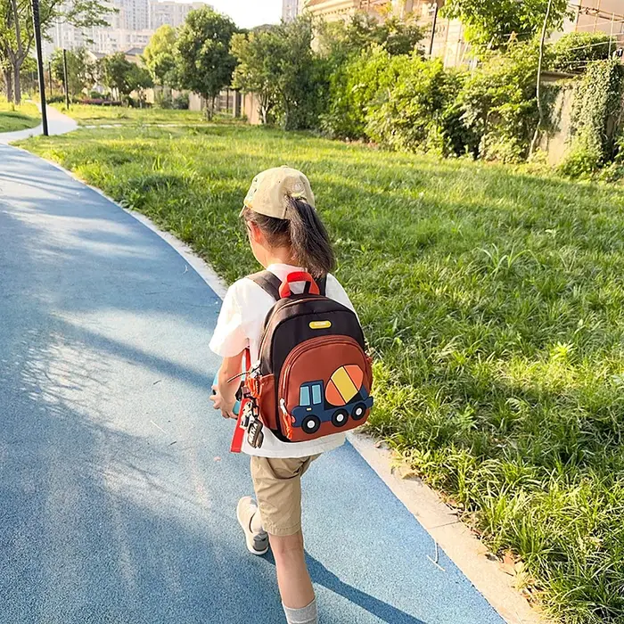 Sac à dos de dessin animé ludique