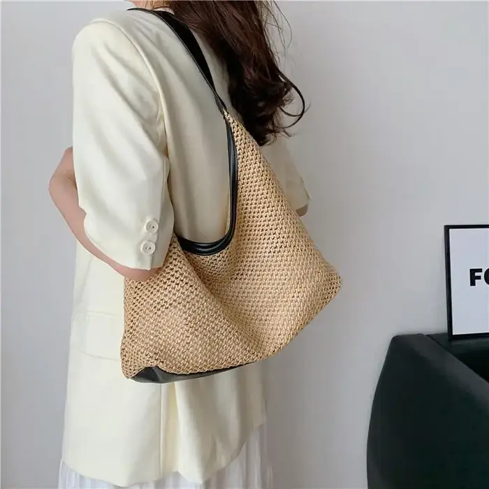 Sac seau tissé en herbe