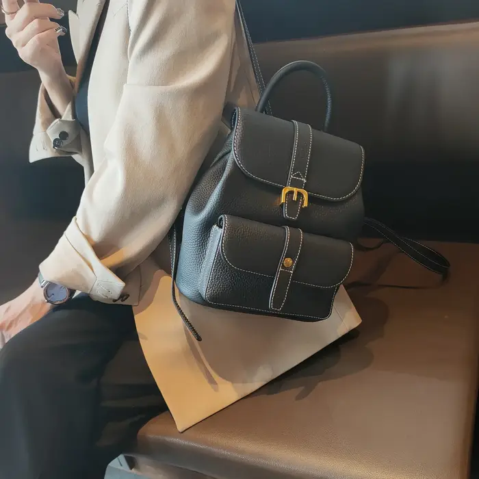 Sac à dos en cuir naturel fait à la main de luxe pour femmes