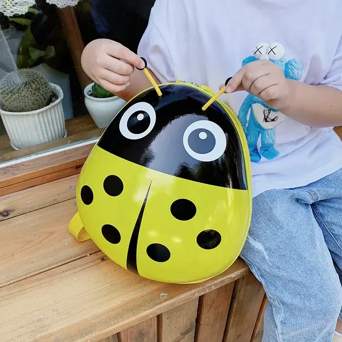 Sac à dos adorable en forme de coquille de coccinelle pour garçons et filles de maternelle