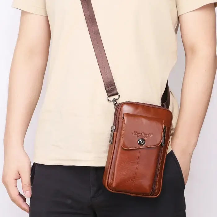 Mini Sac à Bandoulière en Cuir group pour Homme