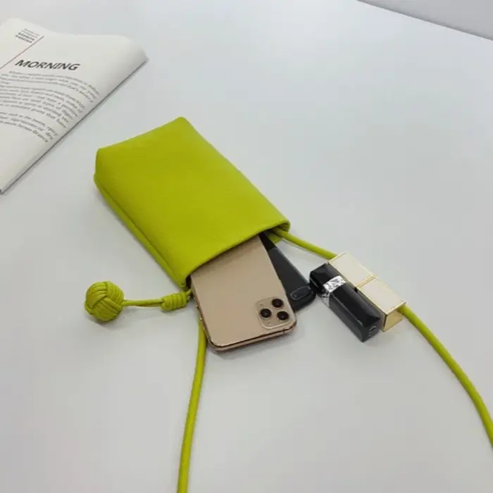 Petit sac à bandoulière en cuir pour femmes