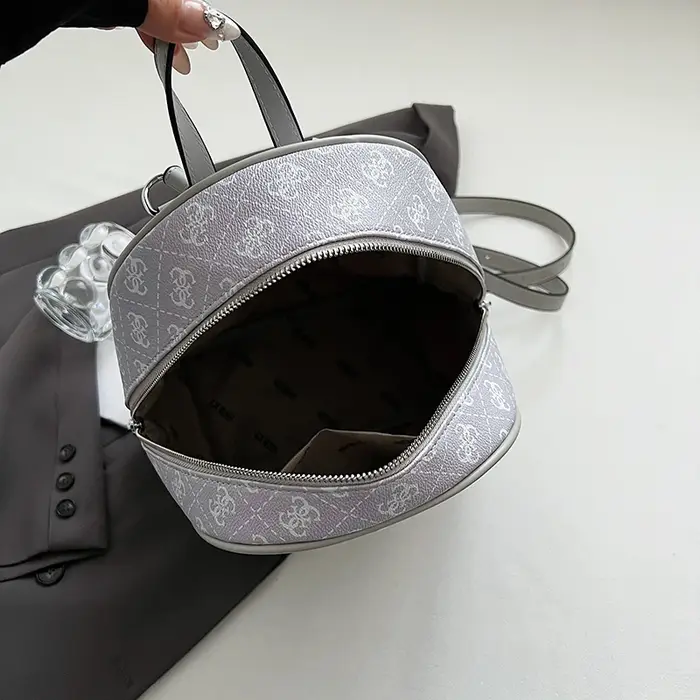 Nouveau Sac à Dos Femme 2026, Tendance et Polyvalent, Grande Capacité, Léger, Idéal pour les Trajets