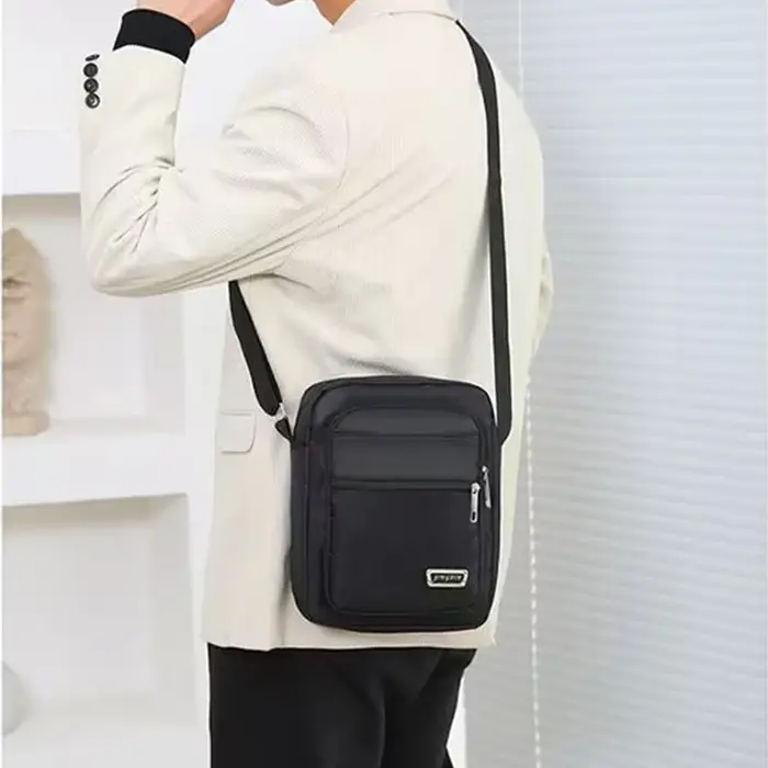 Sac à bandoulière de style neutre pour hommes et femmes
