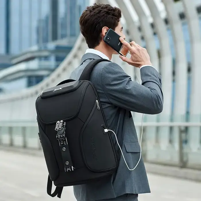 Sac à dos d'affaires pour ordinateur portable 18 pouces pour hommes, sacs à dos spacieux de voyage m