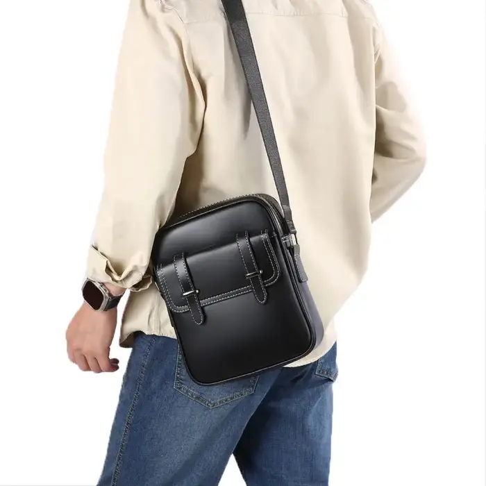 Sac bandoulière vertical pour homme