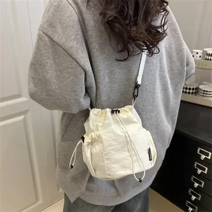 Simple Large Capacity Drawstring Bucket Bag Shoulder Bag Women Tote Bag Cell Phone Purse Pouch Versatile Reusable Crossbody Bags