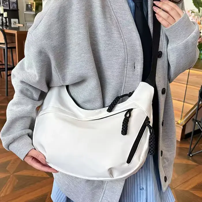 Sac à bandoulière de style neutre pour hommes et femmes
