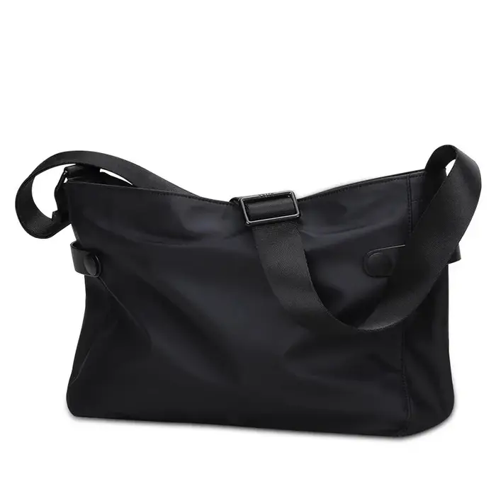 Homme décontracté grande capacité sac Menger léger simple épaule bandoulière Faion coréen Sle diagonale sac bolsas para hombre
