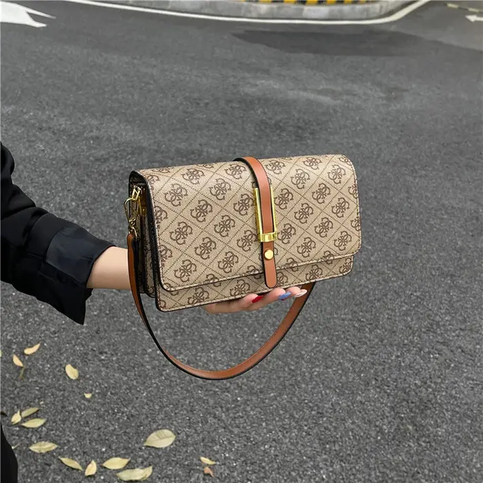 Sac bandoulière tendance de luxe pour femme