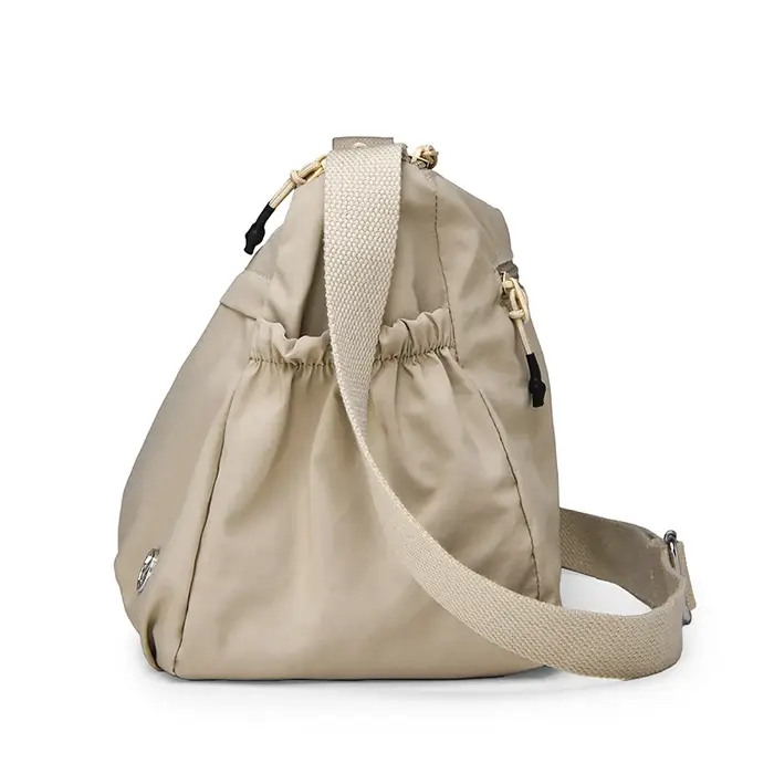 Sac à bandoulière grande capacité pour femme avec trois poches : sac fourre-tout en nylon multi-poches – le choix idéal pour les sorties shopping des mamans