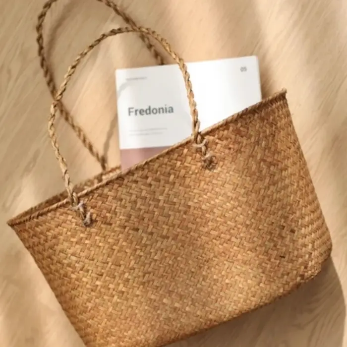 Grand sac fourre-tout tissé à la main en herbe naturelle