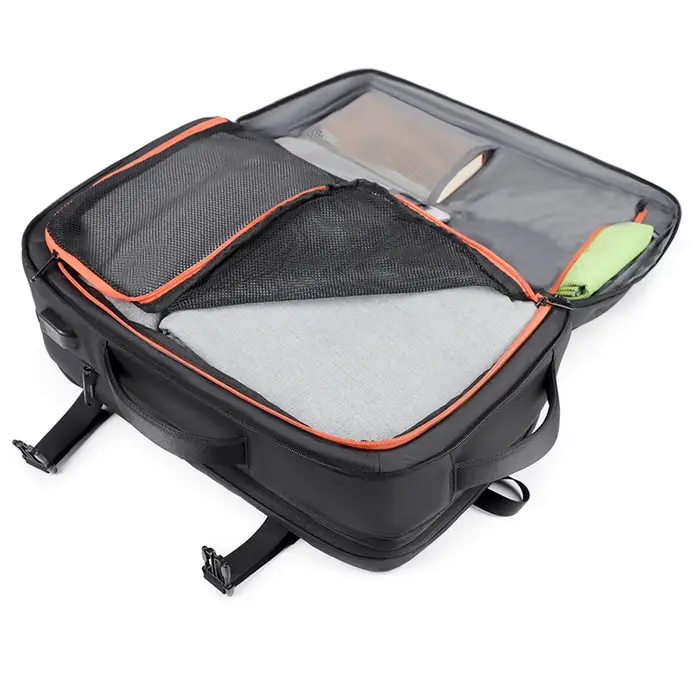 Sac à dos extensible hydrofuge avec compression sous vide