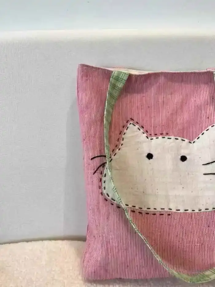 2025 nouveau sac en tissu à bandoulière unique japonais polyvalent et simple sac en toile pour femmes sac de transport artistique chat de dessin animé mignon