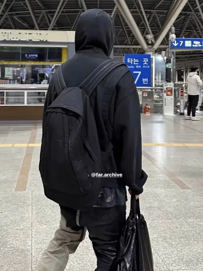 Sac à Dos en Toile Noire Unisexe