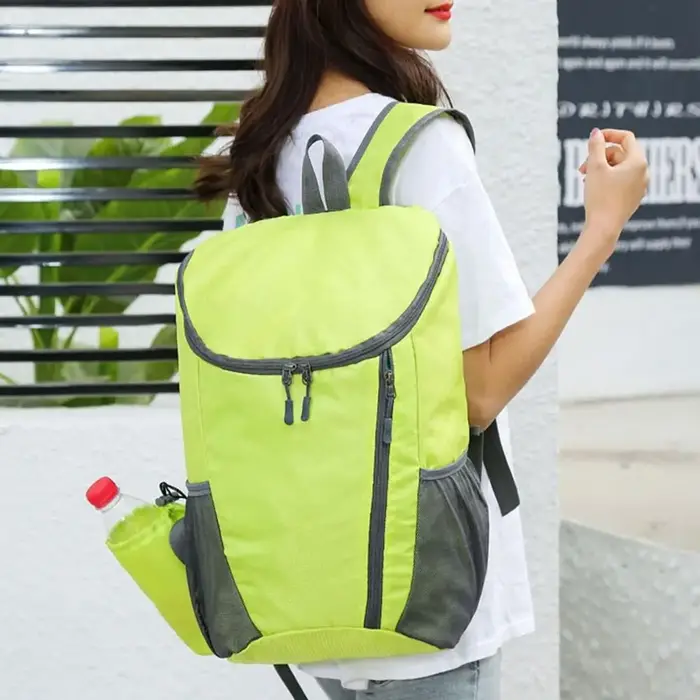 Sac à dos de randonnée léger et imperméable de grande capacité 20L