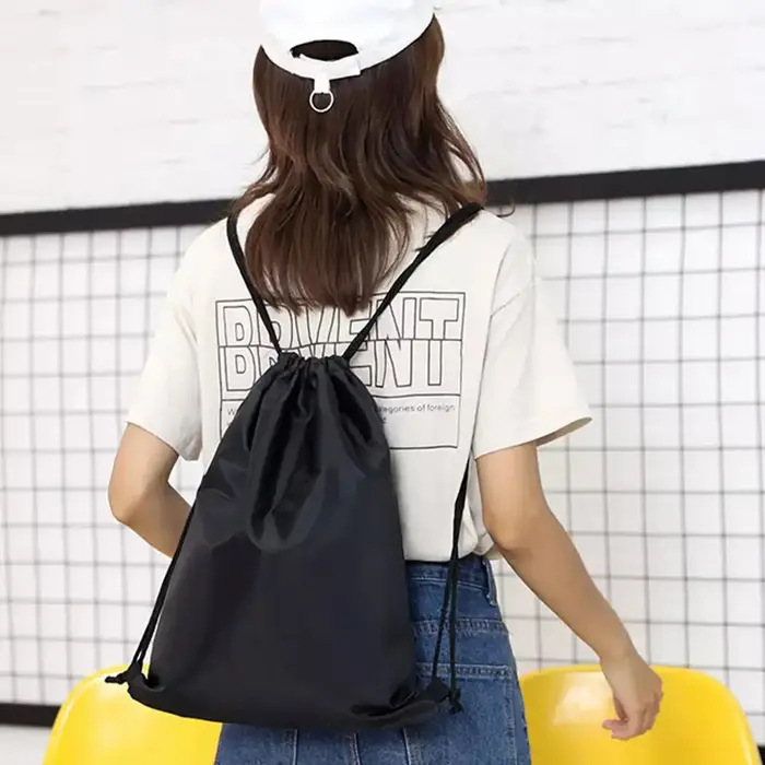 Sac à dos de sport à cordon de serrage