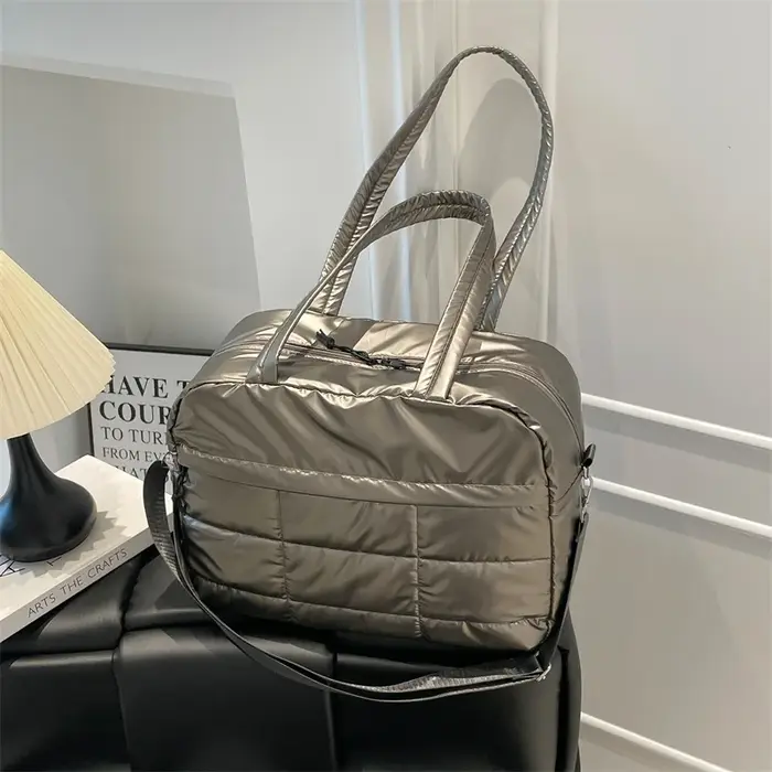 Sac de voyage matelassé de couleur unie, sac à main Portable élégant de grande capacité pour femmes,