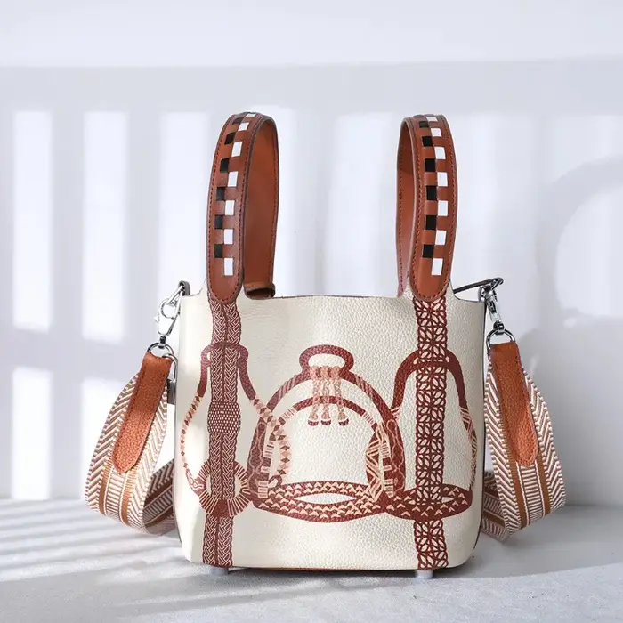 Sac à bandoulière classique de style parisien pour femmes