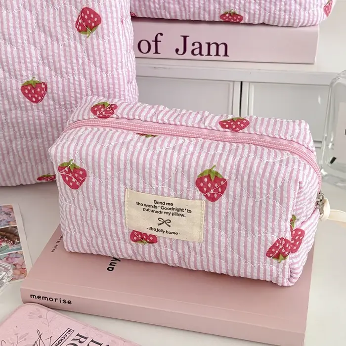 Sac d'école rose brodé de fraises pour filles, cadeau d'anniversaire pour étudiants, nouveau sac à d