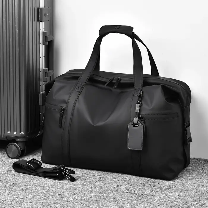 Men's Gym Bag - Black Adjustable Shoulder Strap Duffel Bag for Gym