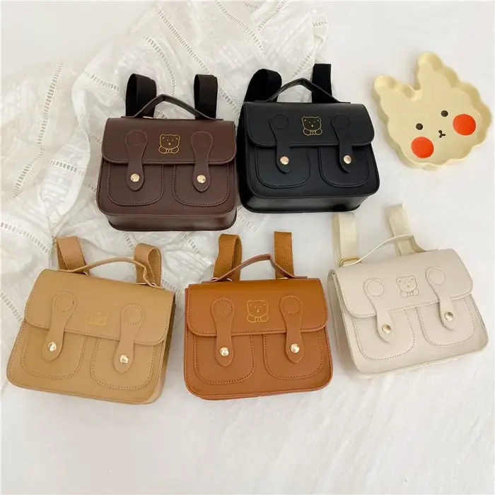Sac à dos rétro style universitaire pour enfants, sac à dos carré en PU à double bandoulière avec motif petit ours de dessin animé pour garçons et filles, sac à main de loisirs pour bébé