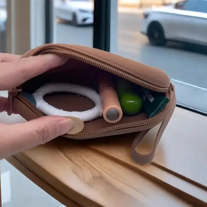 Sac à cosmétiques ovale en Silicone